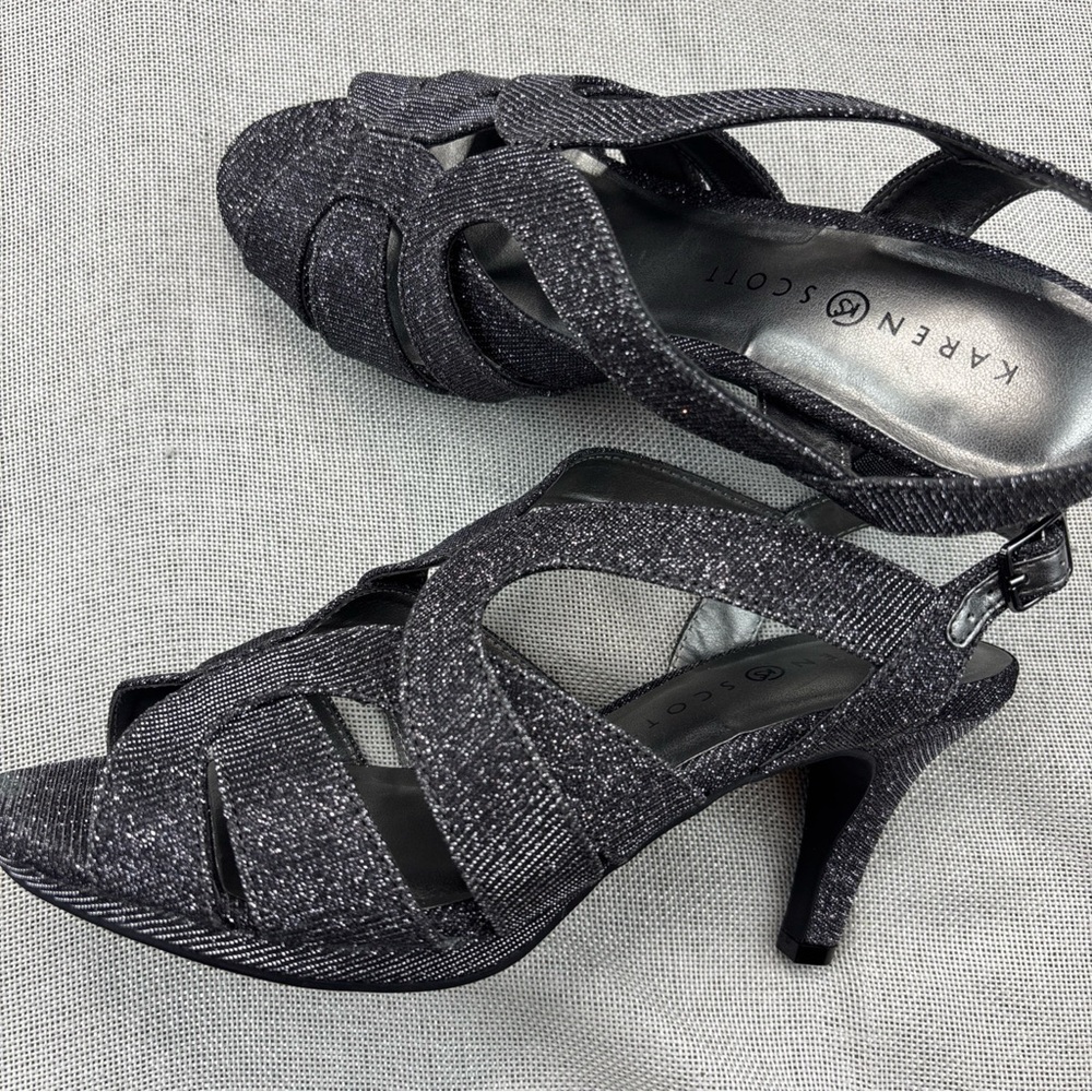 KAREN SCOTT Womens Gray Glitter Belindah Peep Toe Stiletto Buckle Sandals 7 M